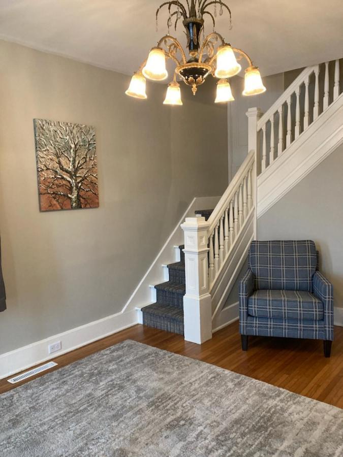 Country Squire Inn And Suites New Holland Eksteriør billede