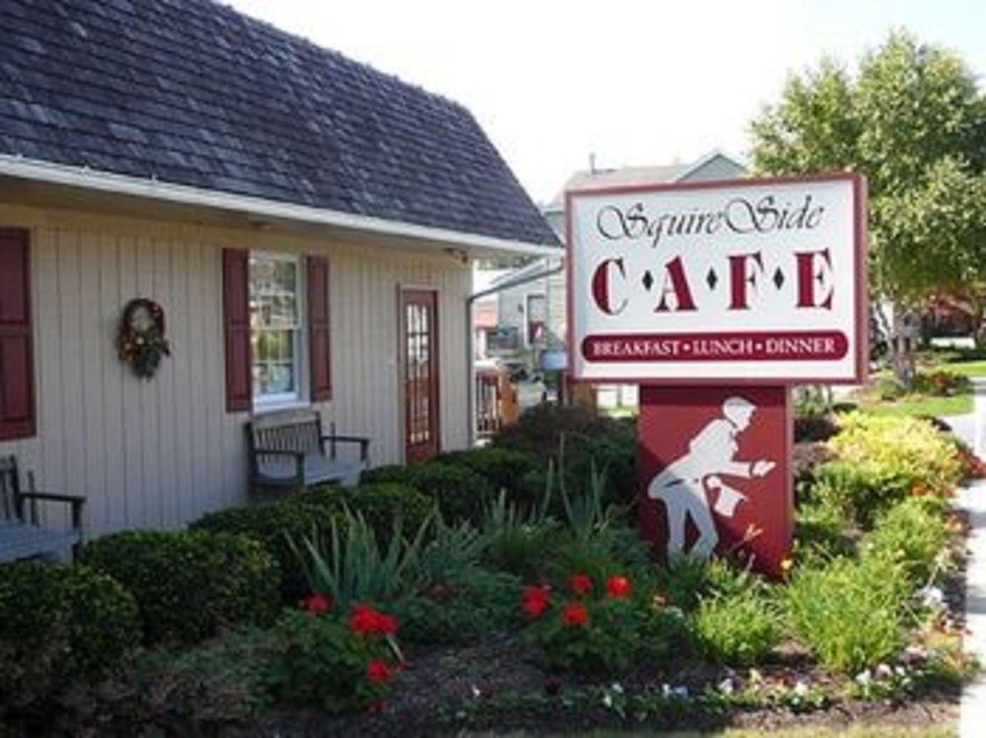 Country Squire Inn And Suites New Holland Eksteriør billede